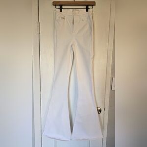 Authentic 7 For All Mankind Ultra High Rise Skinny Flare jeans in White 24 Waist
